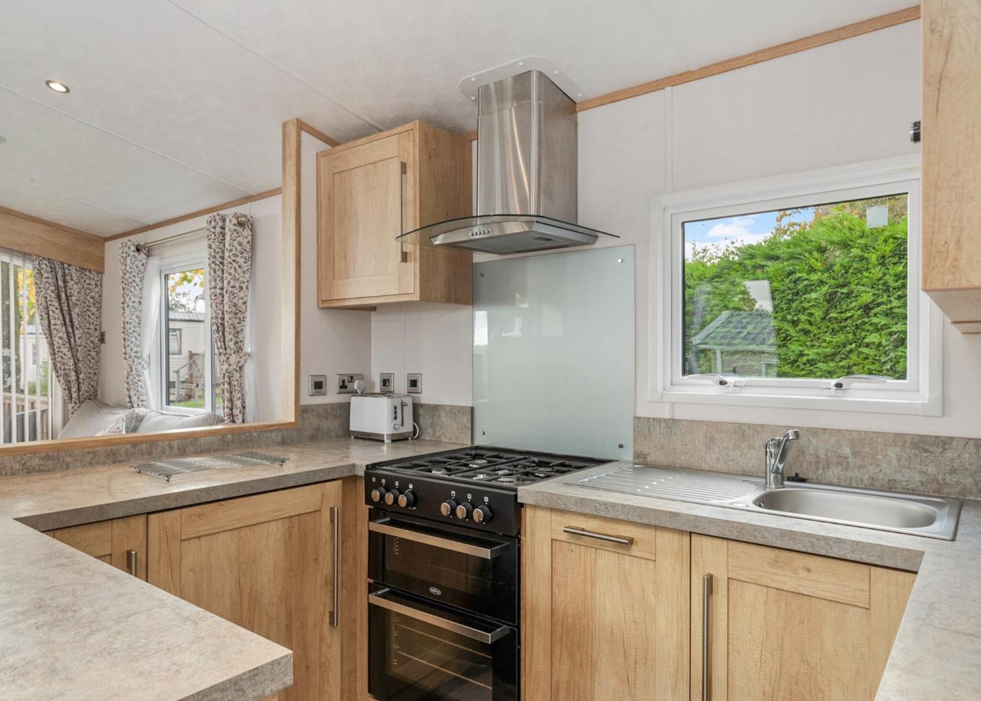Noble Court Holiday Park Narberth Exteriör bild